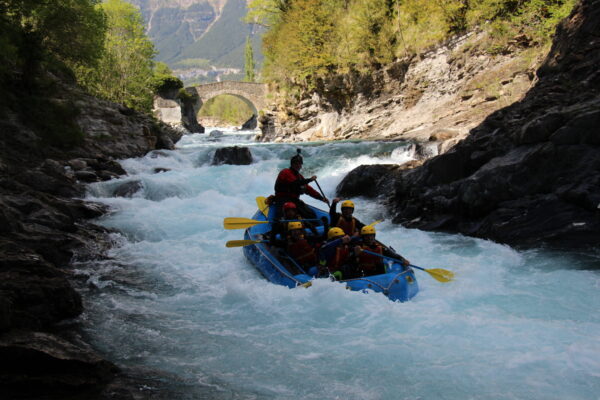 Rafting Río Ara
