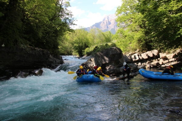 Rafting Río Ara