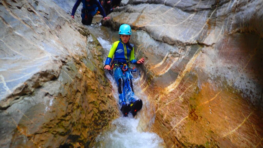 Salto en el barranco del Gorgol — Casteret